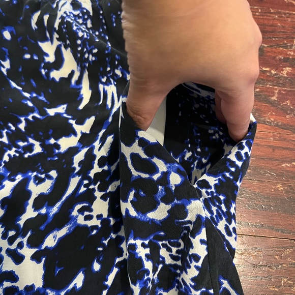 Babaton dress with silk and pockets - Picture 9 of 10